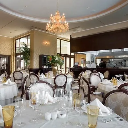 Diverso Platamon, Luxury &