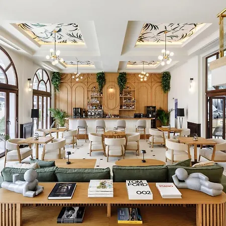 Diverso Platamon, Luxury & מלון פלטמונס