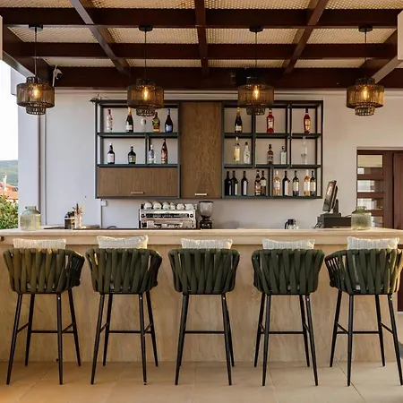 Diverso Platamon, Luxury & فندق 4*