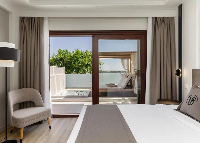 فندق Diverso Platamon, Luxury & 4*