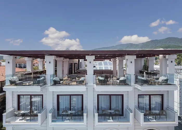 فندق Diverso Platamon, Luxury &