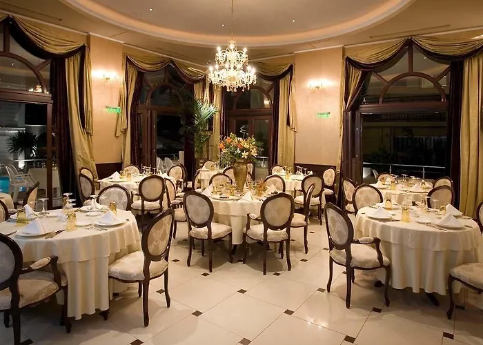 Diverso Platamon, Luxury & Otel