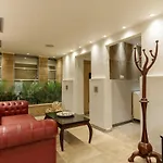 Diverso Platamon, Luxury &