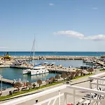 Отель Diverso Platamon, Luxury &