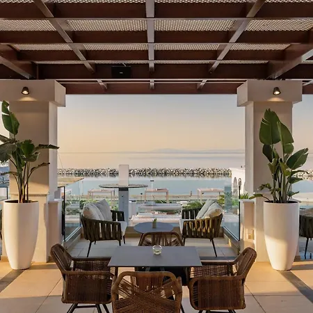 Diverso Platamon, Luxury & Hotel