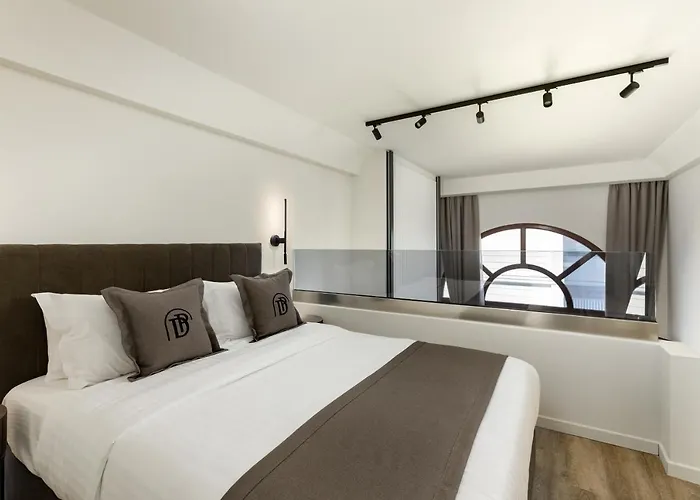 Diverso Platamon, Luxury & Platamonas