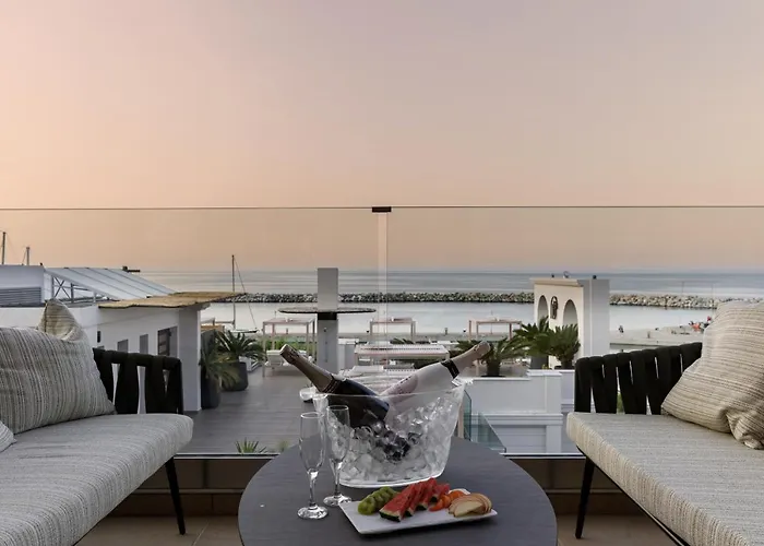 Hotel Diverso Platamon, Luxury &